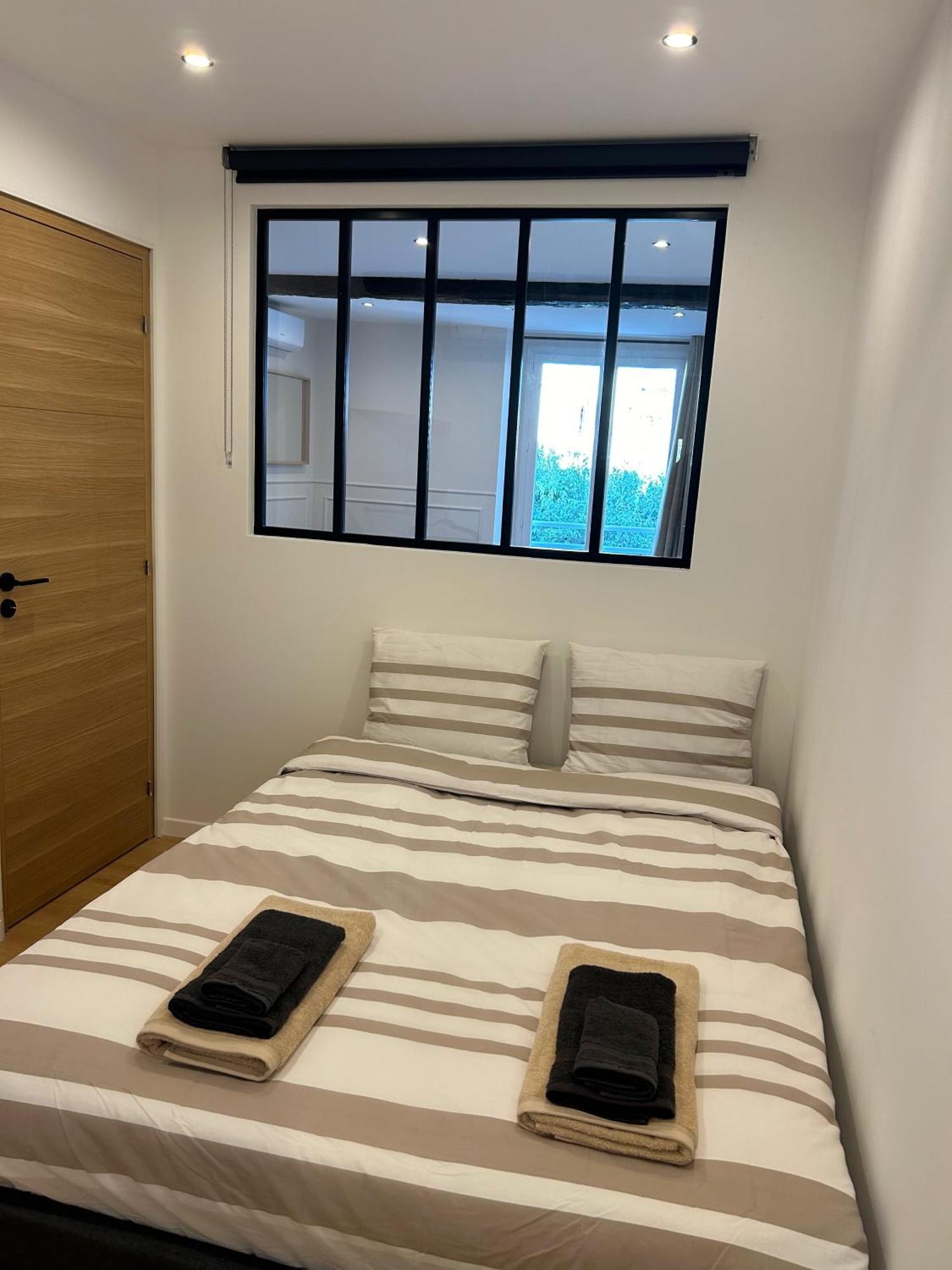 3 Pieces Renove Au Coeur Du Vieil Appartement *